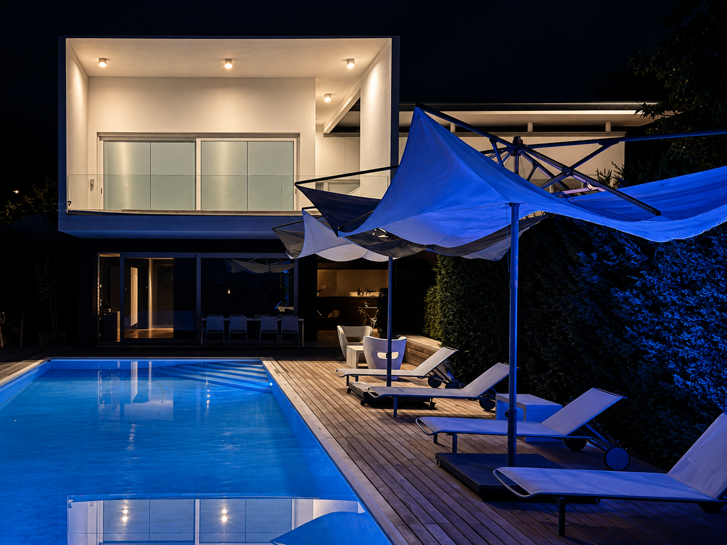 Villa MEG_Blu_bynight